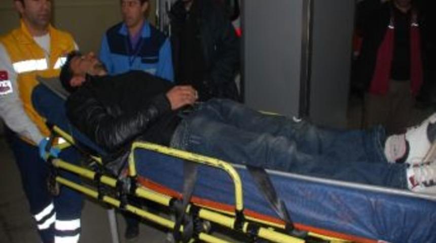 Adıyaman'da Motosiklet Devrildi: 2 Yaralı