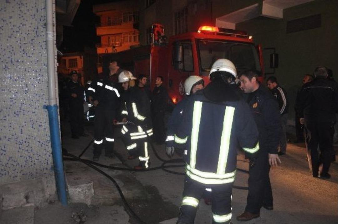 Bafra&rsquo;da Ev Yangını