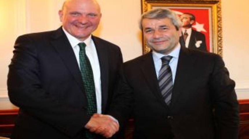 Nihat Erg&uuml;n: Microsoft T&uuml;rkiye&rsquo;de Ar-Ge Merkezi Kurmada Kararlı