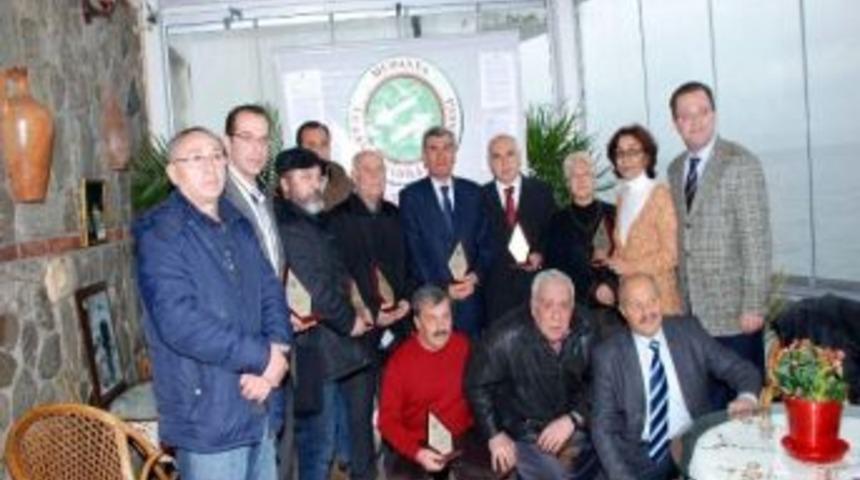 M&uuml;badiller İlgiyi Karşılıksız Bırakmadı