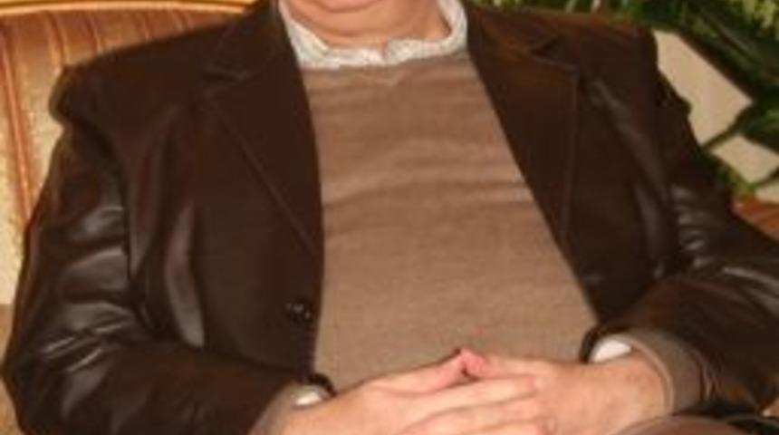 Bakan Yıldırım: "basın Camiası Enver &Ouml;ren&rsquo;i, Tebess&uuml;m Eden Y&uuml;z&uuml;yle Hatırlayacak"