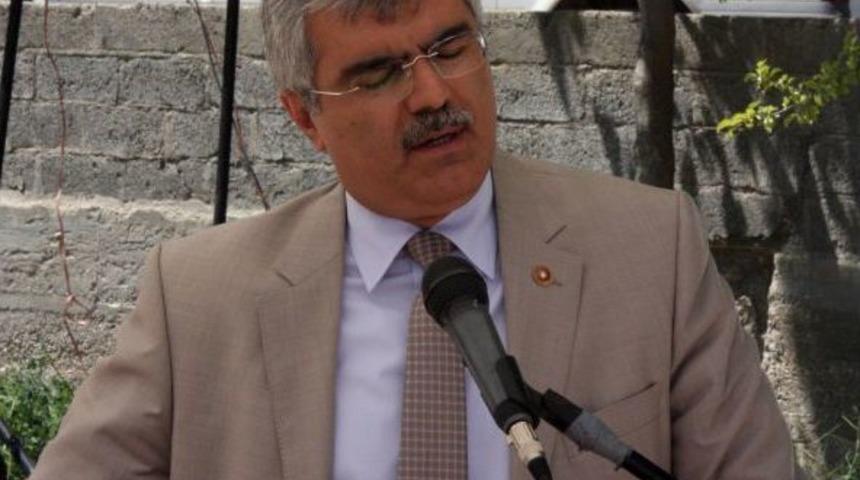 Milletvekili Özçelik: Hakan Şükür’ün Sözleri Cımbızlanarak Çarpıtıldı