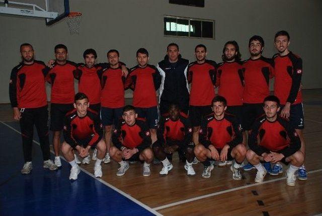 Manavgat Belediyespor’a Makedon Ve Fildişili Oyuncu