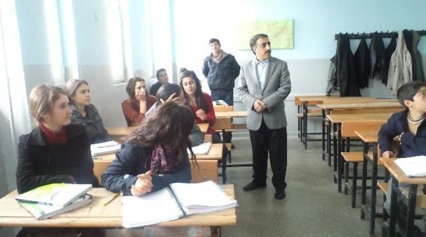 Varto İl&ccedil;e Milli Eğitim M&uuml;d&uuml;r&uuml; Avcı Lys Kurslarını Denetledi