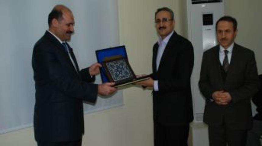 Kavas: Afrika&rsquo;da Tarihteki Gibi G&uuml;&ccedil;l&uuml; Olmalıyız; Bu Da Dostluk Ve Yardımla Olur