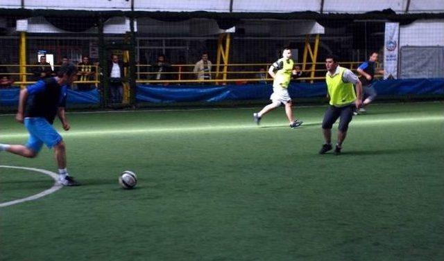 Melikgazi Belediyespor Kulübü “kurum İçi Dayanışma Dostluk Futbol Turnuvası” Düzenledi