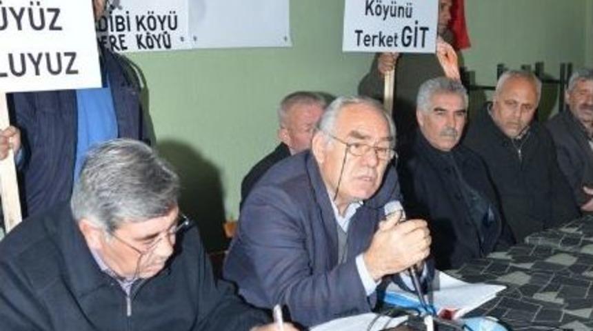 K&ouml;y Kahvesinde 2b Toplantısı