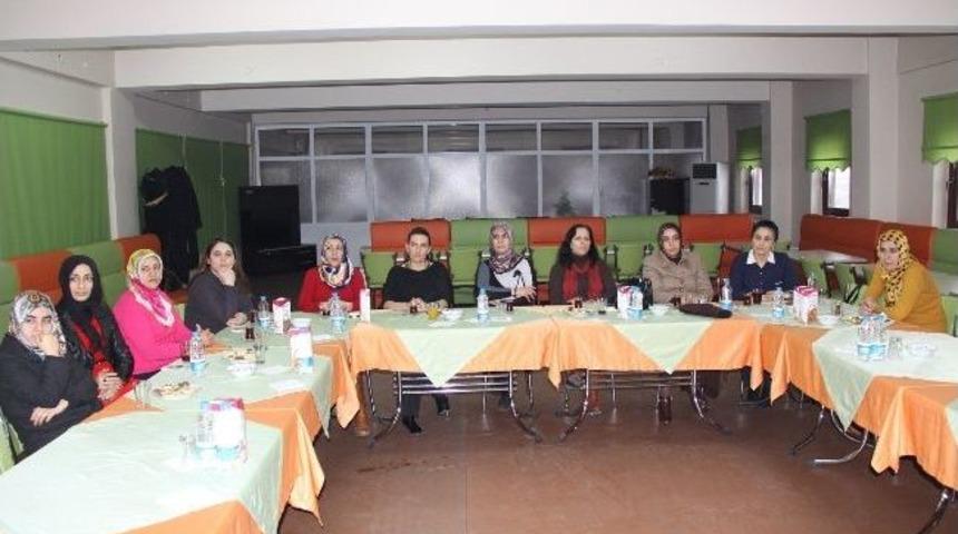 Bing&ouml;l Belediye Meclisi Kadın &Uuml;yelerinden Kadın Koordinasyon Merkezi Ziyareti