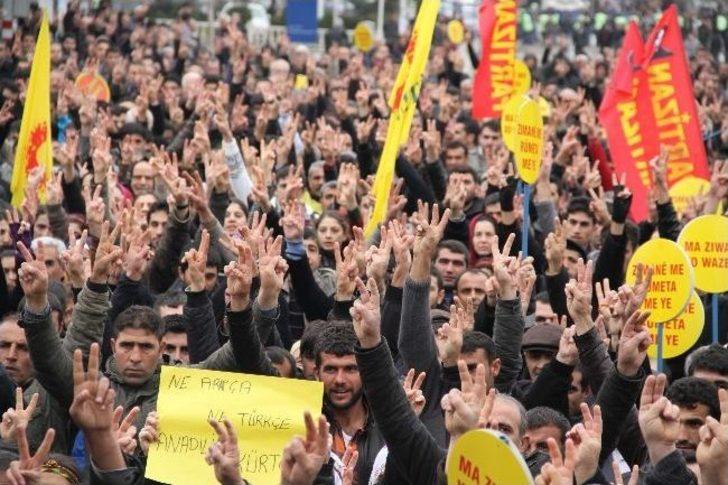 Diyarbakır’da 'anadil Mitingi' Düzenlendi G2
