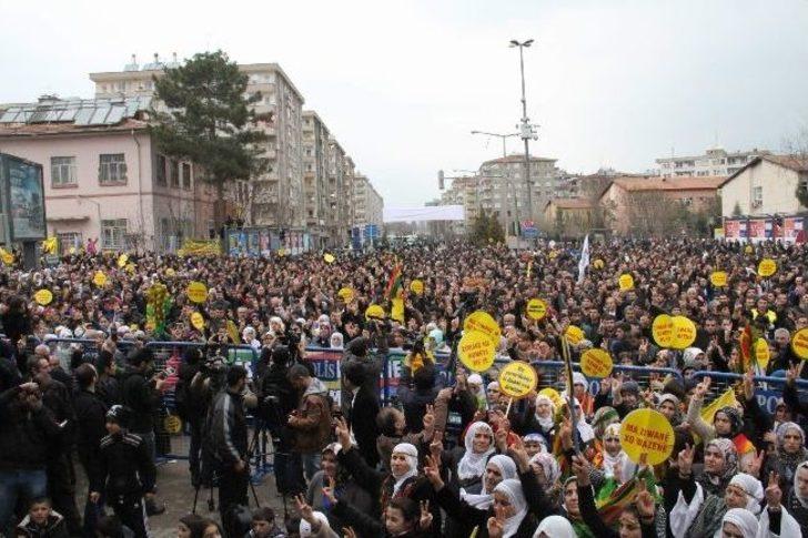 Diyarbakır’da 'anadil Mitingi' Düzenlendi G5