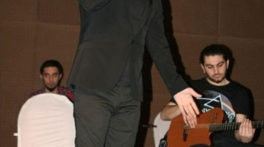 Rescate Hotel&rsquo;de Kadınlar Matinesi