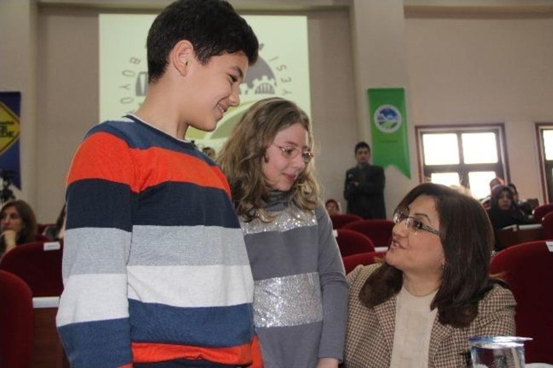 Bakan Şahin Telefonla İş S&ouml;z&uuml; Aldı