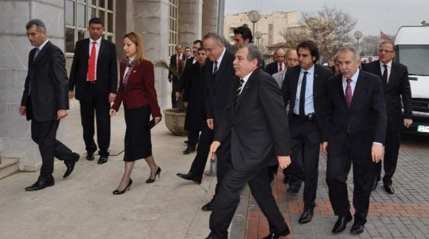 İ&ccedil;işleri Bakanı G&uuml;ler Gaziantep&rsquo;te