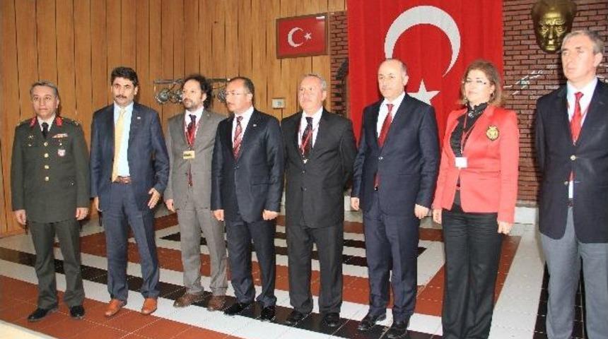 Prof. Dr. Sinever Esin Dayı; Ardahan Kongresi Ve İşgalden Kurtuluş'' Konulu Konferans Verdi
