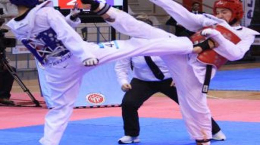 Tekvando Da Şampiyonlar Ankara, Bursa Ve İstanbul'dan