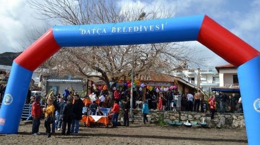 7. Dat&ccedil;a Kış Y&uuml;zme Maratonu&rsquo;nda Dostluk Kazandı
