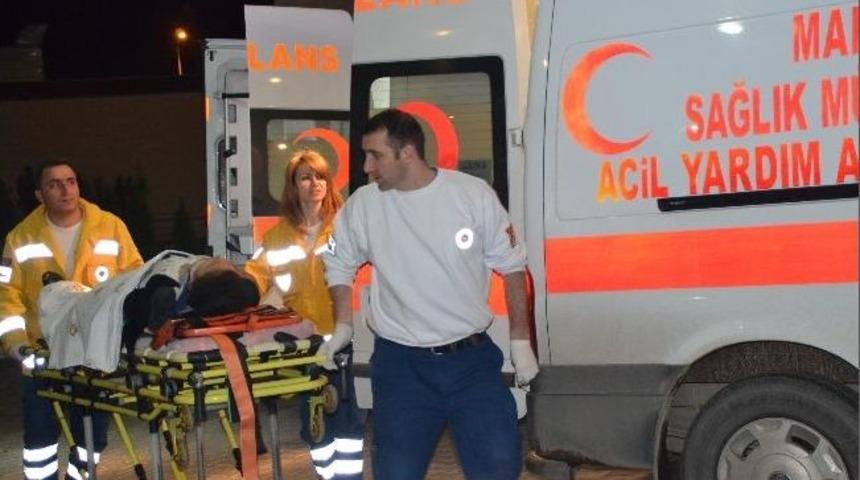 İki Ara&ccedil; Kafa Kafaya &Ccedil;arpıştı: 4 Yaralı