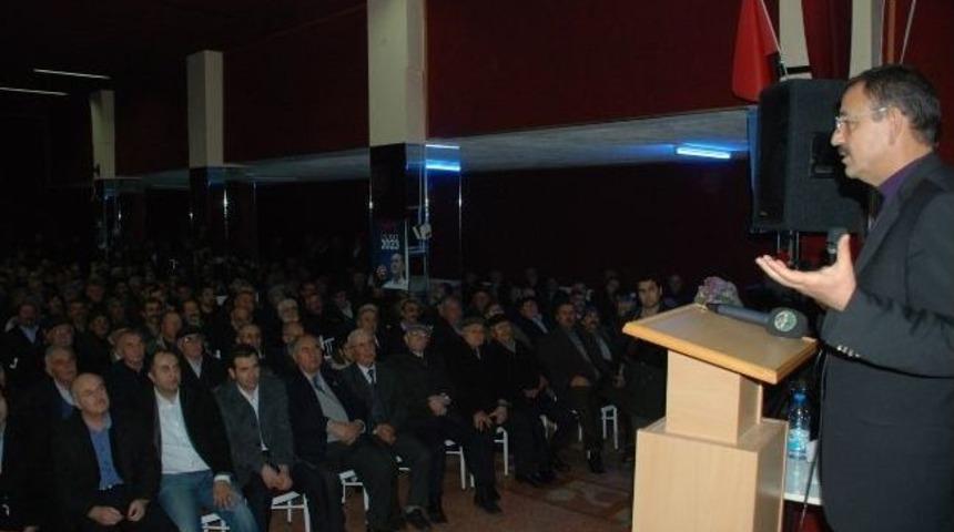 B&uuml;y&uuml;kşehir Belediye Başkanı Mehmet &Ouml;zhaseki: