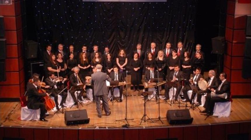 Beraber Ve Solo Şarkılar Konserine B&uuml;y&uuml;k İlgi