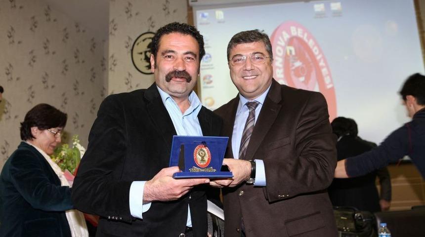 Madımak M&uuml;ze Otob&uuml;s&uuml;'n&uuml;n Tanıtımı Bornova&rsquo;da Yapıldı