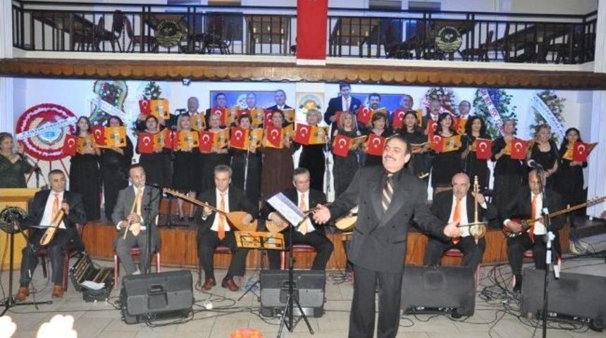 Ak&ccedil;ay&rsquo;da Konser Coşkusu