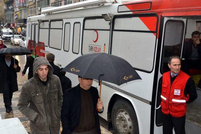 Soğuk Hava, Kan Bağışlarını Da Etkiledi