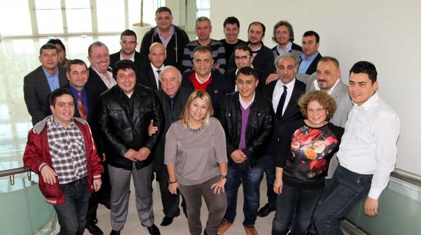 Radyocuların 'gergedan' Avı