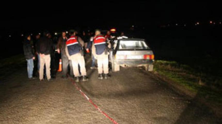 Not bırakıp otomobilinde intihar etti