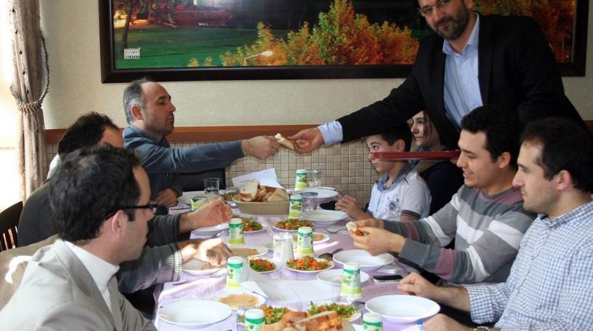 Sakarya&rsquo;da Kardeşlik Sofrası Kuruldu