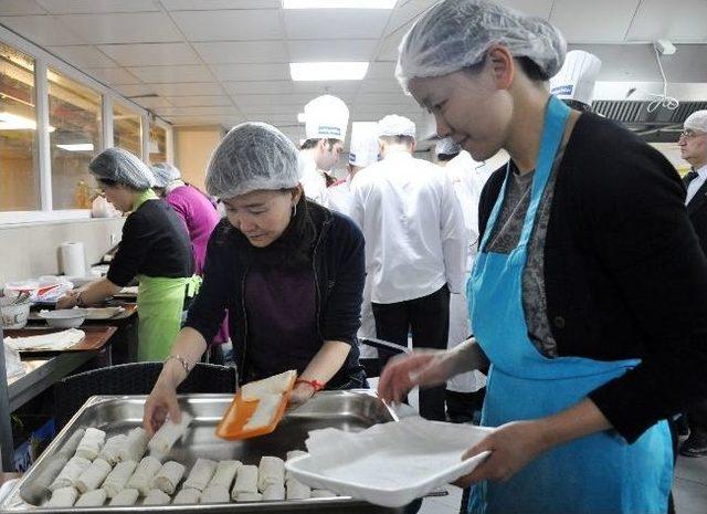 Bolu’ya Gelen Tayvanlılar Yemekleriyle Yarıştı