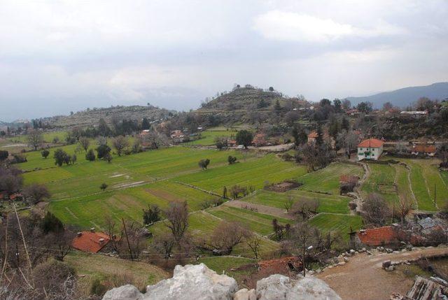 Zerk Köyü Kadınları, Sit Yasağının Kalkması Için Imza Kampanyası Başlattı