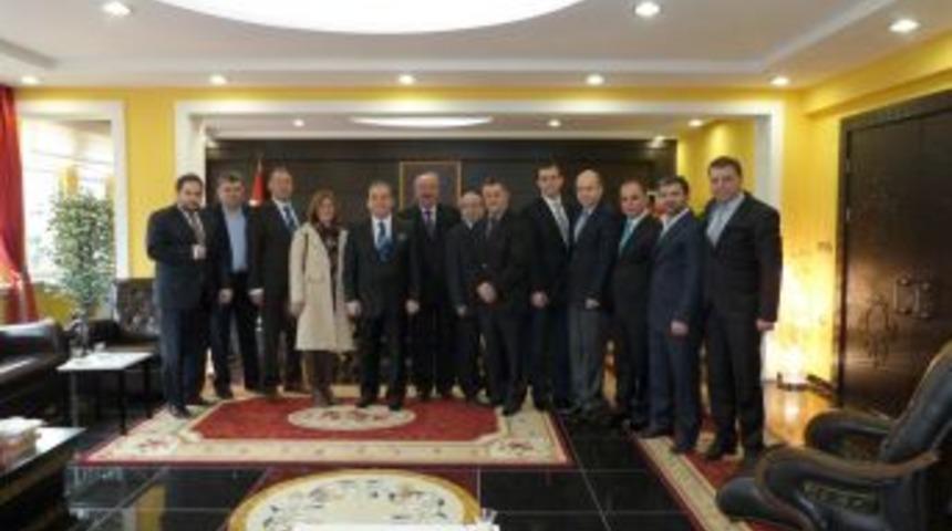 &Ccedil;arşambalılar Yardımlaşma Ve Haberleşme Derneği'nden Kaymakam Yıldız'a Ziyaret