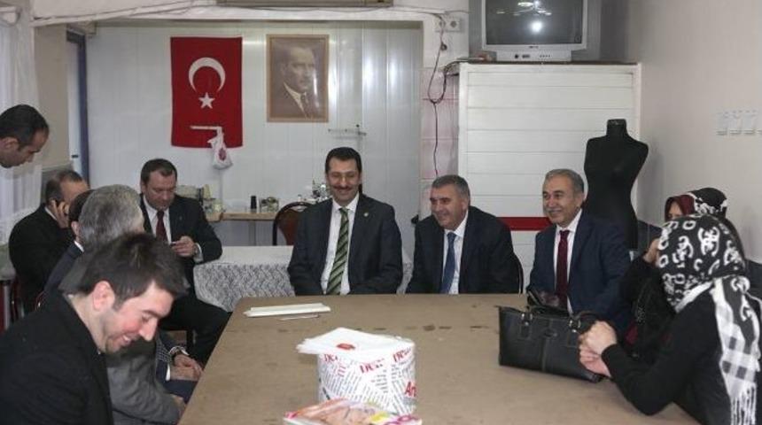 Bakan Şahin Sosyal Gelişim Merkezi Alanını İnceledi