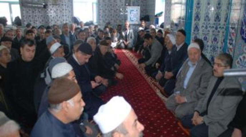 Kan Davası, Vali Ali &Ccedil;ınar'ın Araya Girmesiyle Barışla Sonu&ccedil;landı