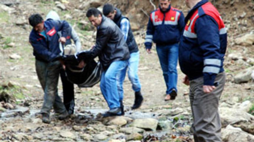 Kayıp gen&ccedil;, ormanlık alanda asılı bulundu