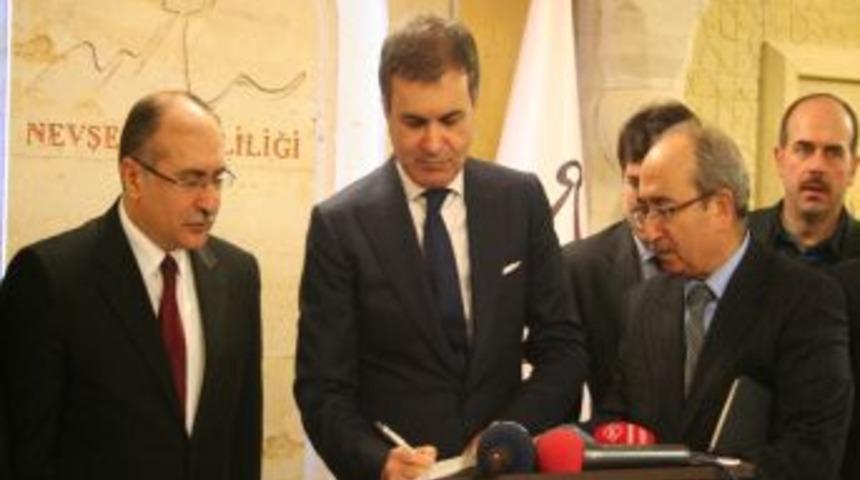 Bakan &Ccedil;elik: İmralı G&ouml;r&uuml;şmelerinde &Ccedil;&ouml;z&uuml;me Doğru Inisiyatif Y&uuml;r&uuml;t&uuml;yoruz