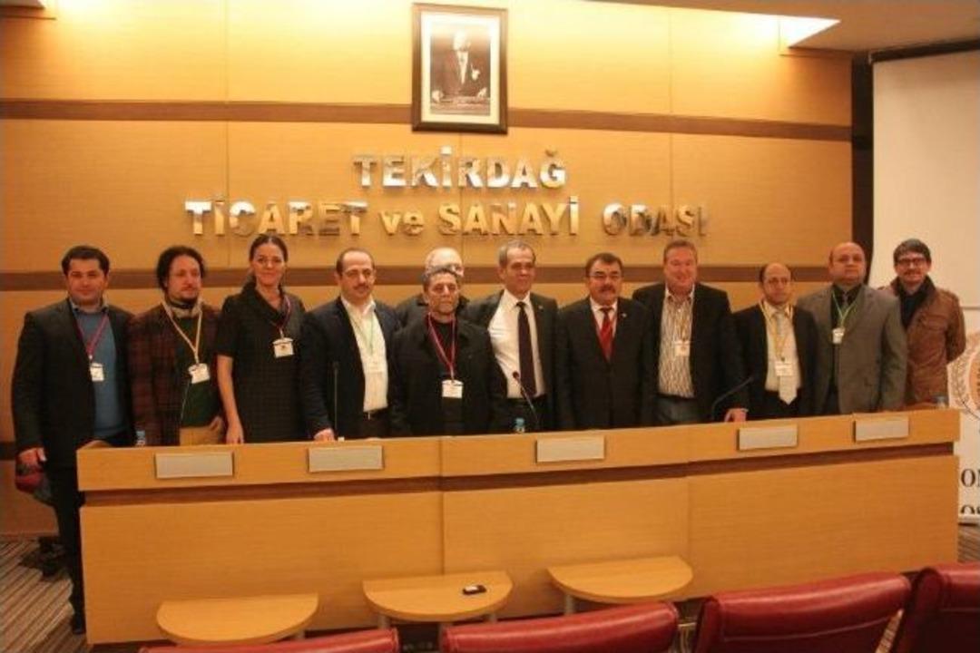 Tekirdağlı Gazeteciler Tek Dernek &Ccedil;atısı Altında Birleşti