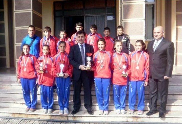 Taytan İlköğretim Okulu Başarıya Doymuyor G3