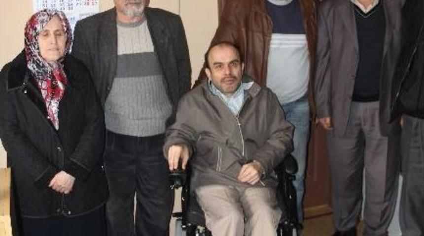 Kdz. Ereğli&rsquo;de Engelliye Ak&uuml;l&uuml; Tekerlekli Sandalye Jesti