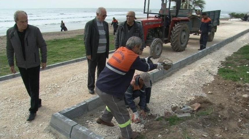 Mezitli Sahilinde 100 Kişilik Ekiple Temizlik
