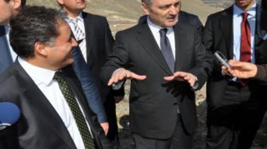 Bakan Bayraktar: B&uuml;y&uuml;k Millet Şuuruna Erişme Gayretimiz Var