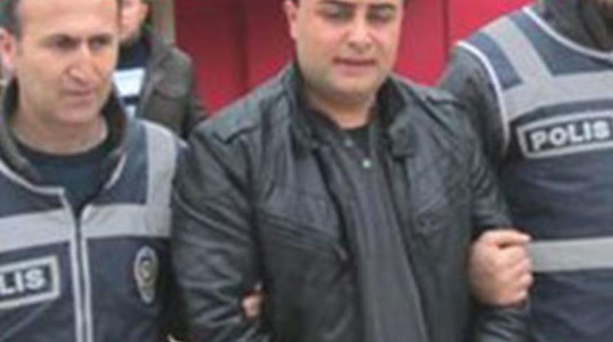 Amca katili kadın kılığında yakalandı