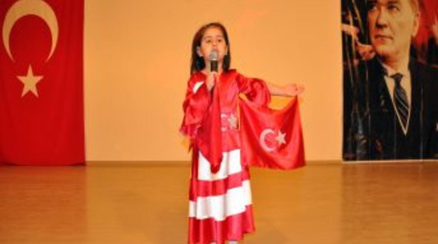 İstiklal Marşı Okuma Yarışmasında Erdem Koleji Birinci Oldu