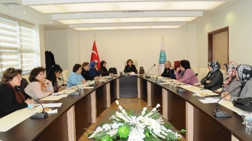 7 Aralık &Uuml;niversitesi&rsquo;nde Kadın Araştırma Merkezi Toplantısı