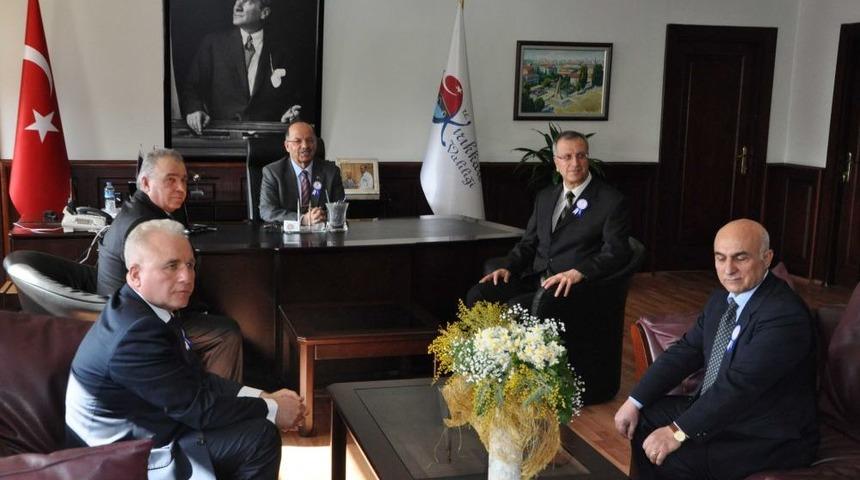 Defterdar Erkınay'dan, Vali Kolat'a Ziyaret