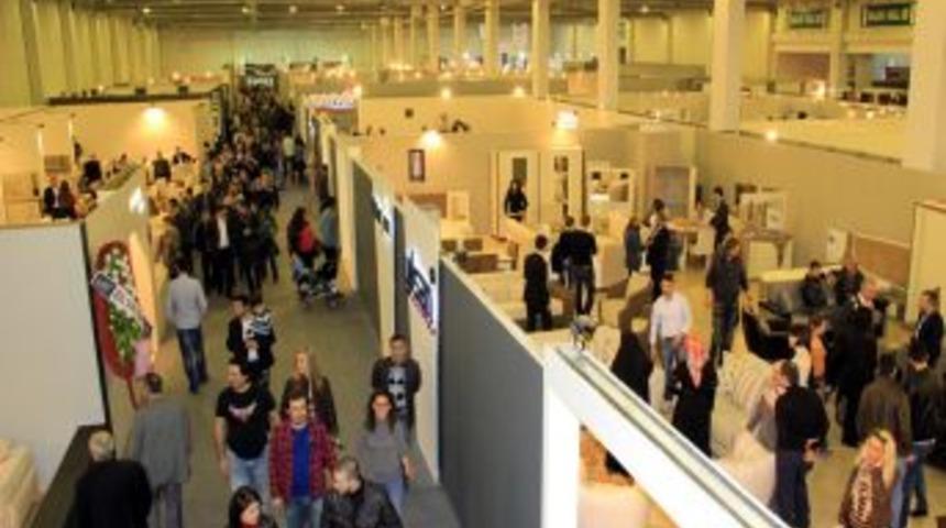 Bursa'daki Mobilya Fuarını 32 Bin Kişi Ziyaret Etti.