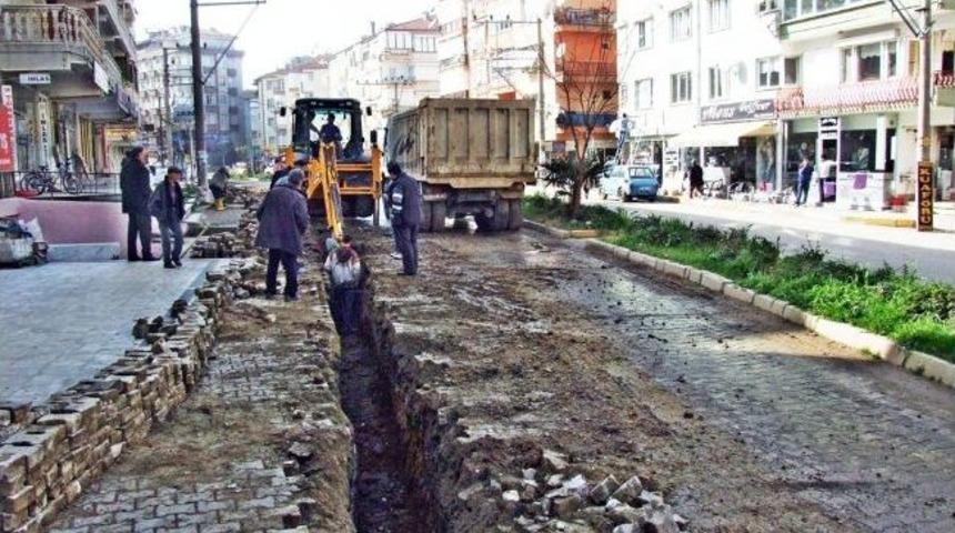 &Ccedil;ınarcık'ta İ&ccedil;me Suyu Hattı Yenileniyor