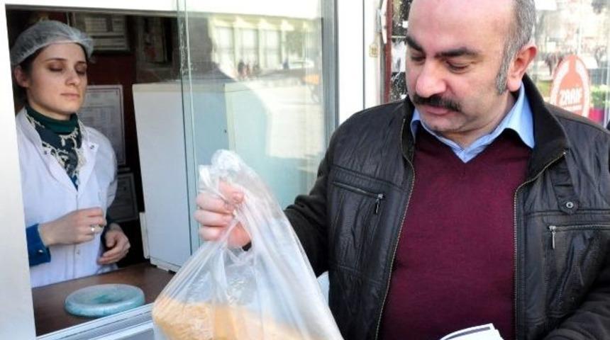 Askıda Ekmek Projesi Giderek B&uuml;y&uuml;yor