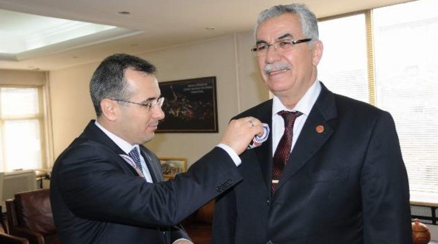 Vergi Dairesi&rsquo;nden Manisa Belediyesine Ziyaret