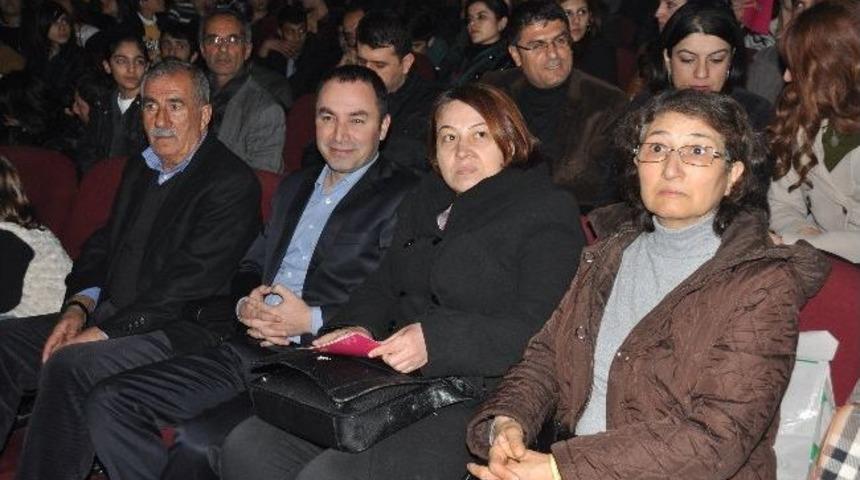 Batman Belediyesi Şehir Tiyatrosu&rsquo;nun Yeni Oyunu &Ccedil;ehov&rsquo;dan